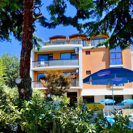 Beach Apartment Rose Golden Sands Esterno foto