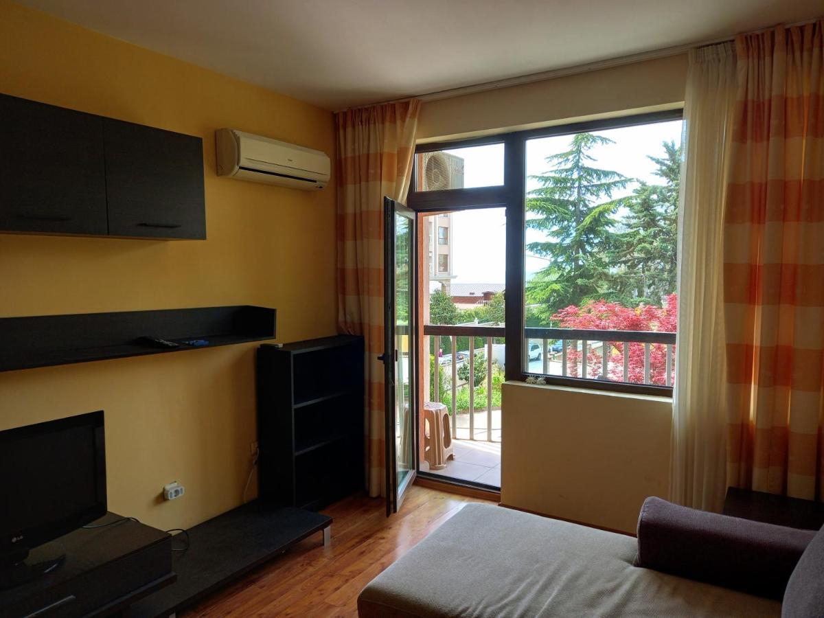 Beach Apartment Rose Golden Sands Esterno foto
