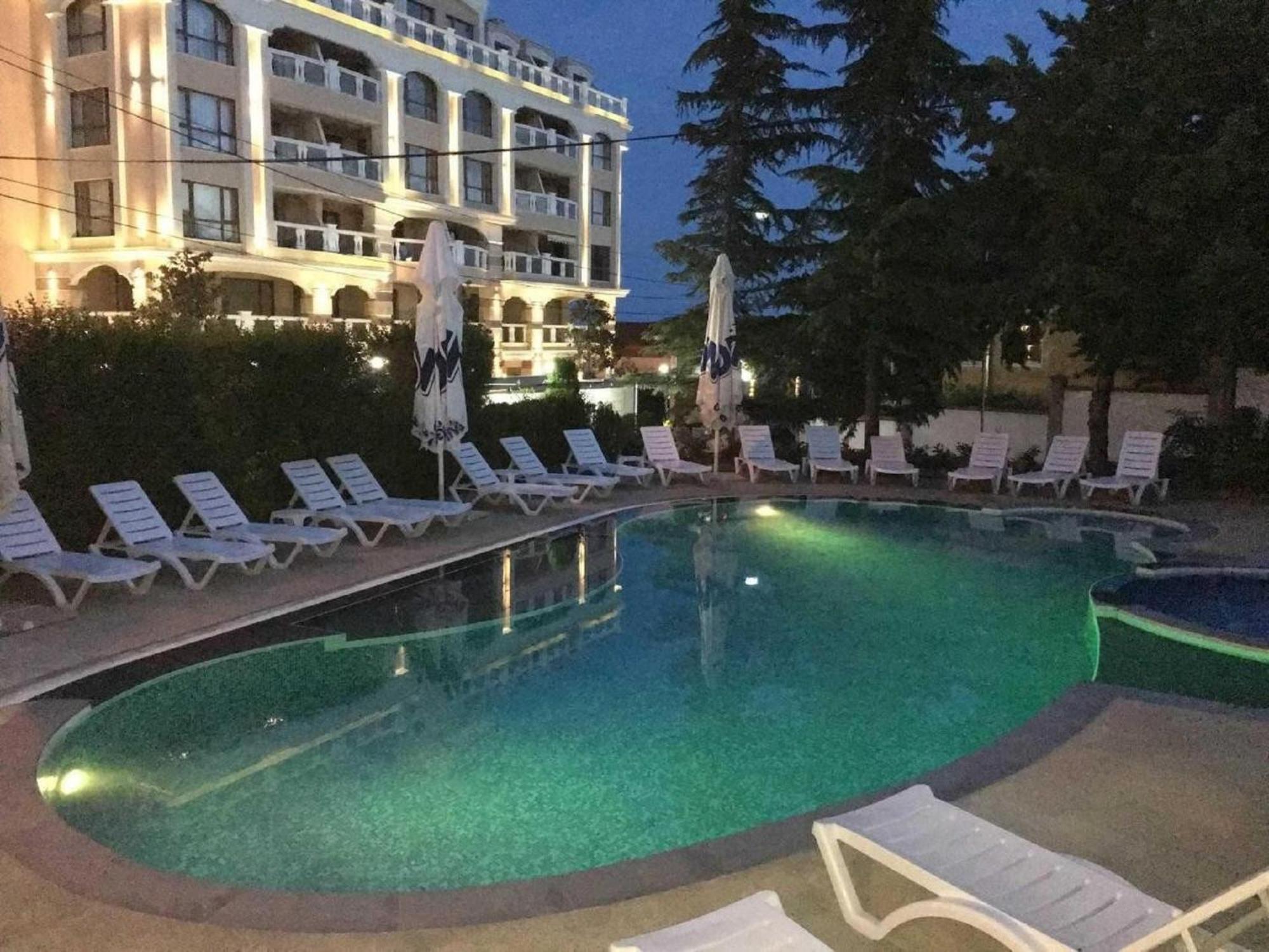 Beach Apartment Rose Golden Sands Esterno foto